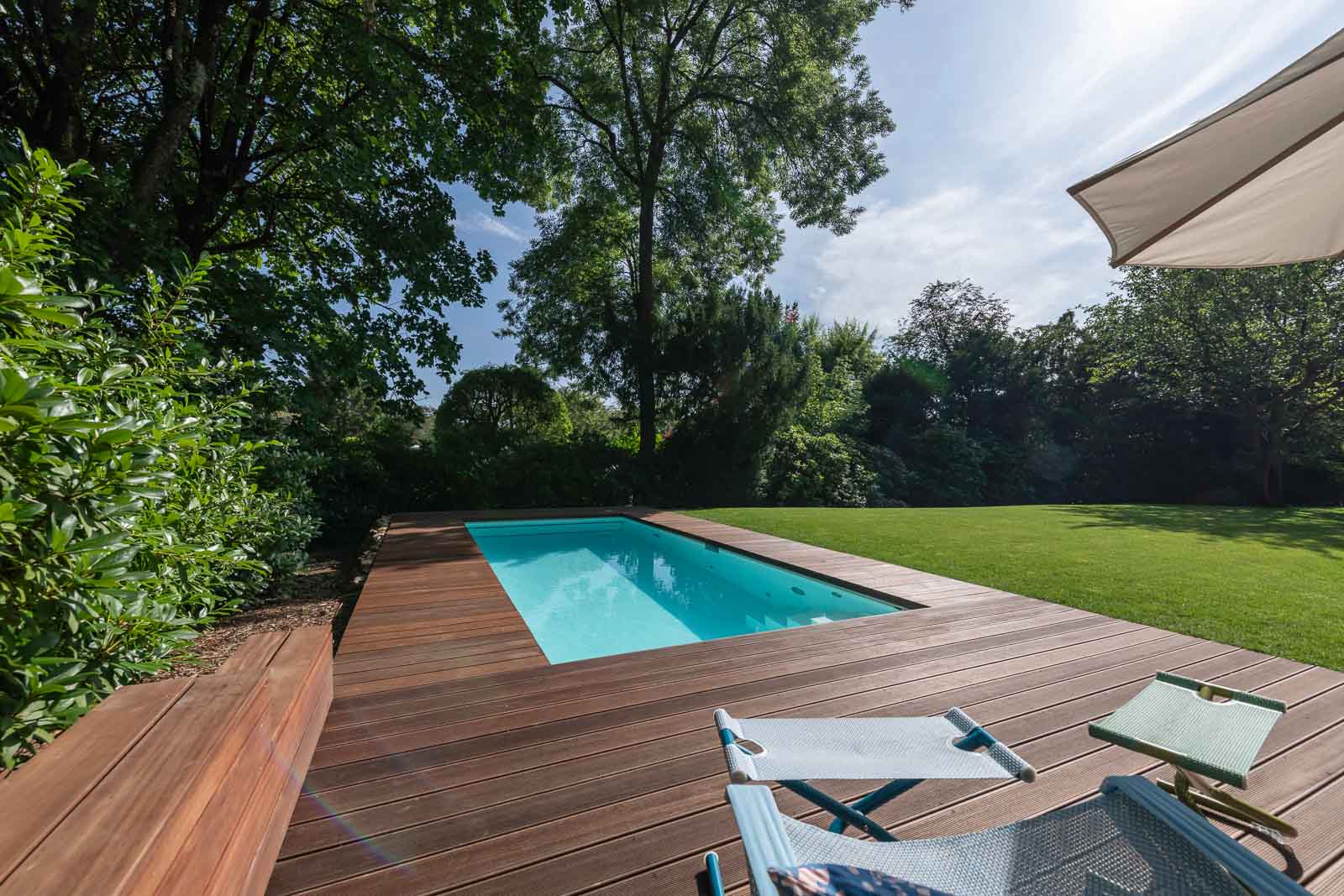 Waldschwimmbad Emu, Fertigbecken, Holzdeck, Snooze